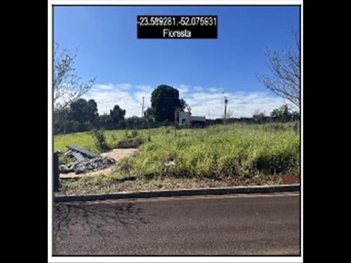 Terreno          -   - 300,00m2
