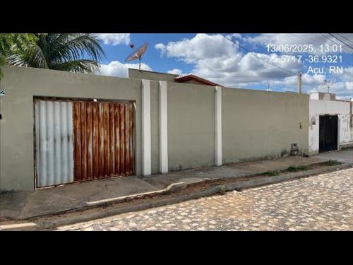 Casa             -   - 52,00m2