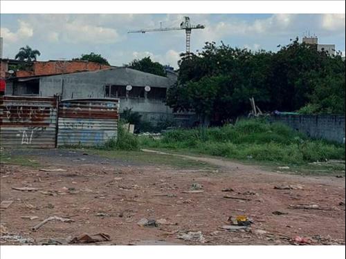Terreno à venda em leilão