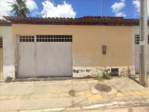 Casa             -   - 67,55m2