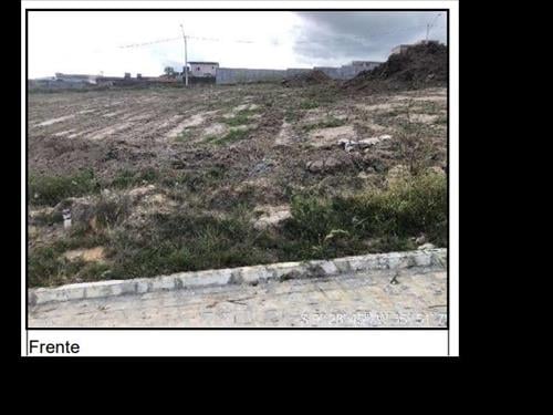 Terreno          -   - 140,00m2