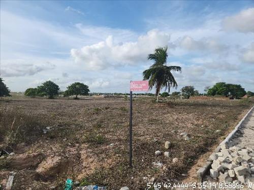 Terreno          -   - 1,00m2