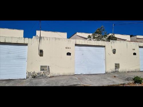 Casa             -   - 60,70m2
