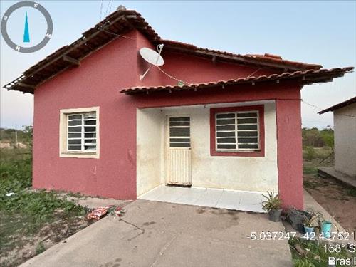 Casa             -   - 62,00m2