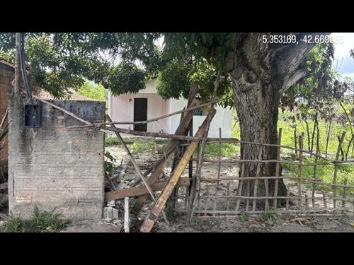 Casa             -   - 56,00m2