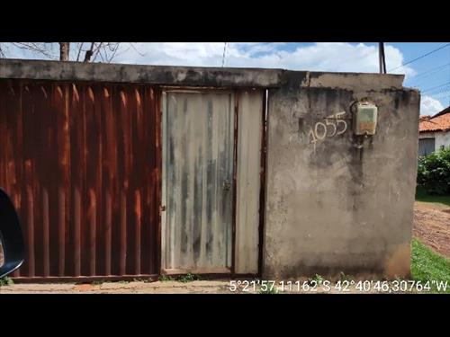 Casa             -   - 56,00m2