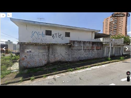 LOTE 42212        Casa, Rua Edu Chaves, 40, Vila Bastos, S...