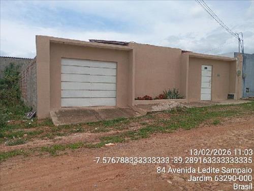 Casa             -   - 75,00m2