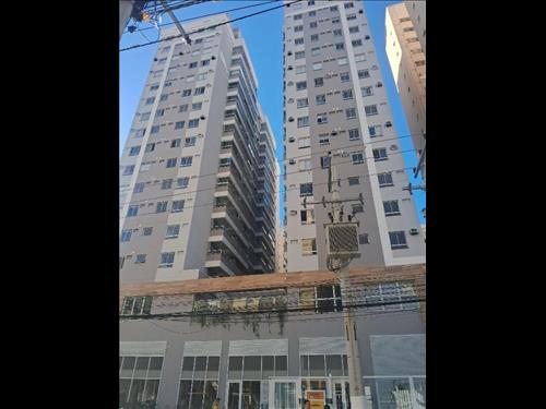 Apartamento      -   - 32,82m2
