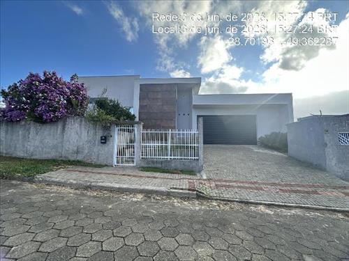 Casa             -   - 194,37m2