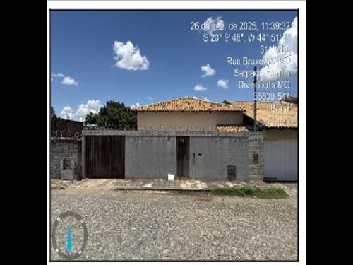 LOTE 103        Casa  - AREA PRIVATIVA (M²)- 109,69 BAIRRO...