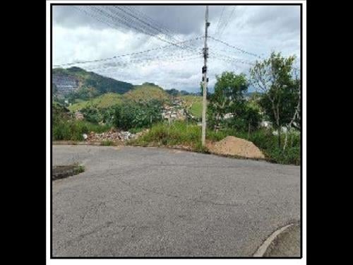LOTE 107        Terreno         - AREA PRIVATIVA (M²)- 0 B...
