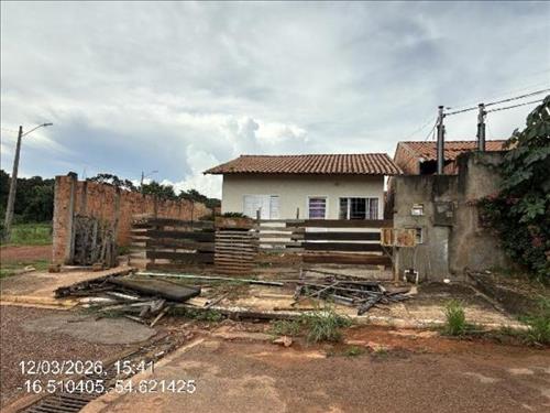 LOTE 135        Casa  - AREA PRIVATIVA (M²)- 48,82 BAIRRO-...