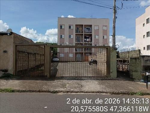 LOTE 388        Apartamento     - AREA PRIVATIVA (M²)- 52,...