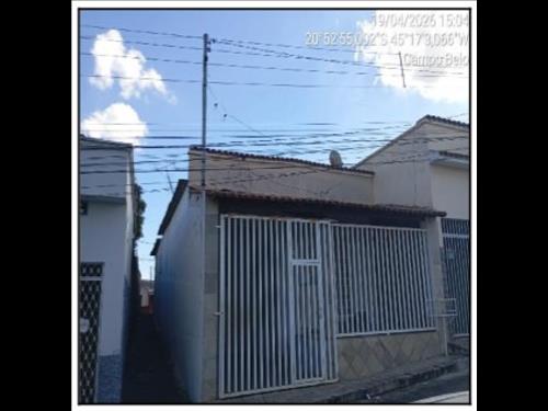 LOTE 117        CASA - CAMPO BELO/MG