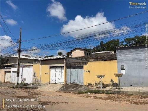 LOTE 123        CASA - ESMERALDAS/MG
