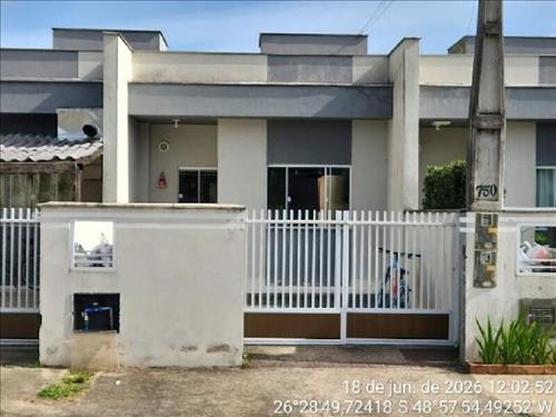 LOTE 399        CASA - GUARAMIRIM/SC