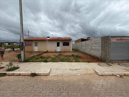 Casa - Área priv.- 40 m²Com 2 qt