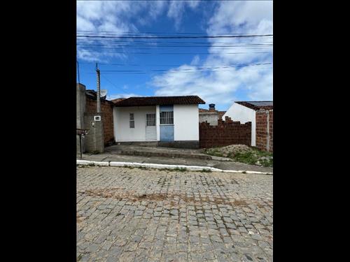 Casa - Área priv.- 60,21 m²Com 2 qt