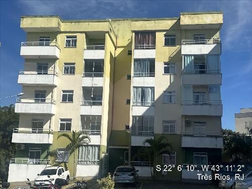 Apto - Área priv.- 52,96 m²Com 2 qt