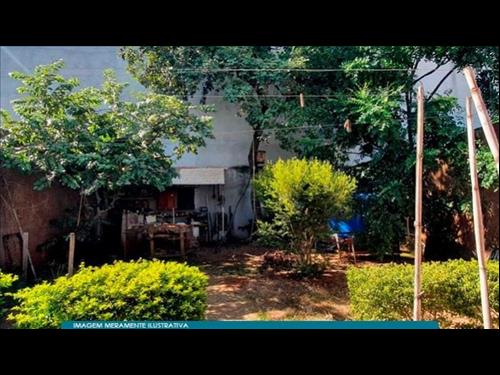 Casa 107 m² em Terreno de 300 m² - Uruamara - Araçatuba - SP