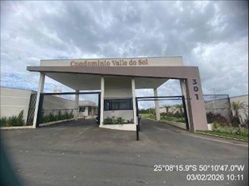 Foto de Lote, Em Condomínio, 0 vaga(s) de garagem