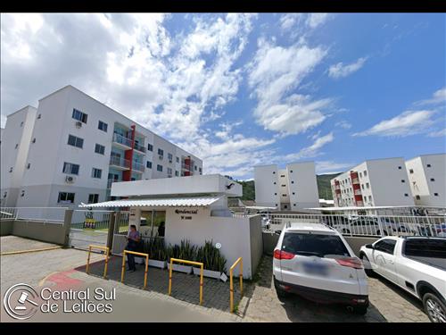 Apartamento nº 108, bloco H, no Condomínio Residencial Flores da Colina, em Palhoça/SC