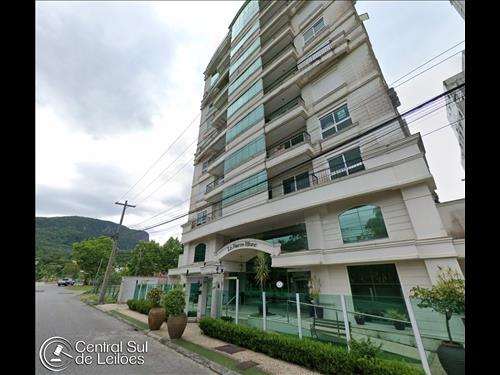 Apartamento nº 301, no Condomínio Residencial La Pierre Blanc, em Palhoça/SC