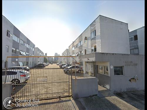 Apartamento nº 101, bloco D, no Condomínio Residencial André Maykot, em São José/SC