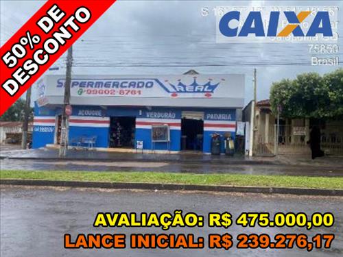 Comercial, 188,4 m2 de área privativa, 388m2 de ár...