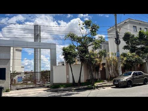 Apartamento, 64,87 m2 de área total, 46,46 m2 de á...
