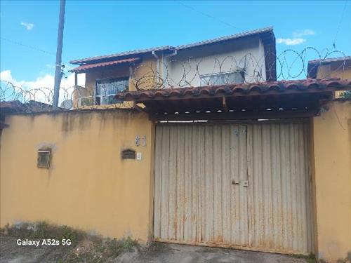 Casa, 144,19 m2 de área total, 60,88 m2 de área pr...