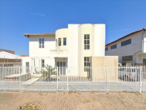 Comercial, 367,5 m2 de área privativa, 750m2 de ár...
