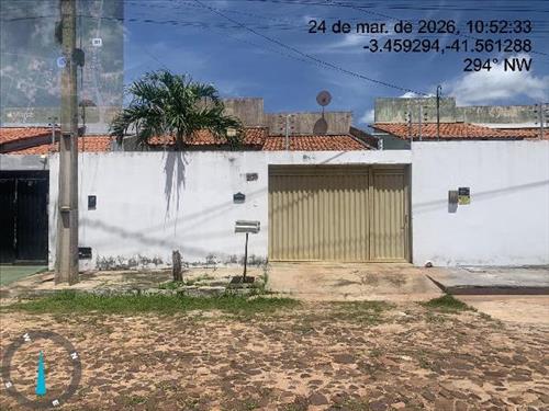 Casa, 97,75 m2 de área total, 97,75 m2 de área pri...
