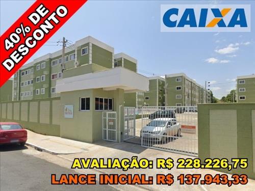 Apartamento, 77,01 m2 de área total, 47,06 m2 de á...