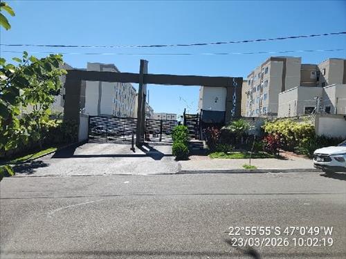 Apartamento, 77,7 m2 de área total, 40,61 m2 de ár...