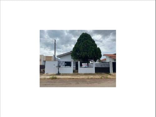 Foto de Casa à venda em leilão