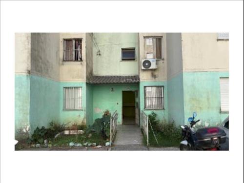Apartamento à venda em leilão