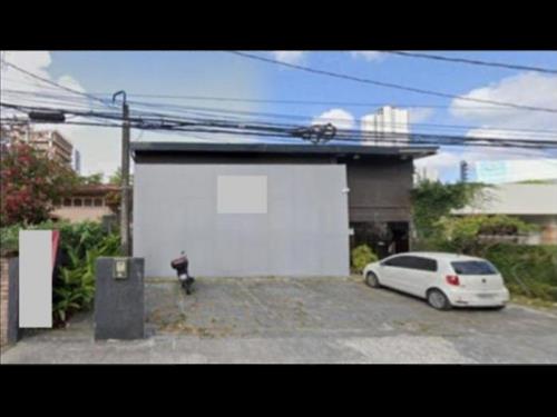 LOTE 6884        Imóvel Comercial com Dois Pavimentos, na...