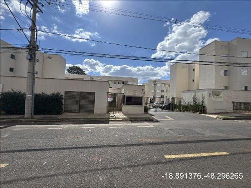 Apartamento      -   - 62,49m2