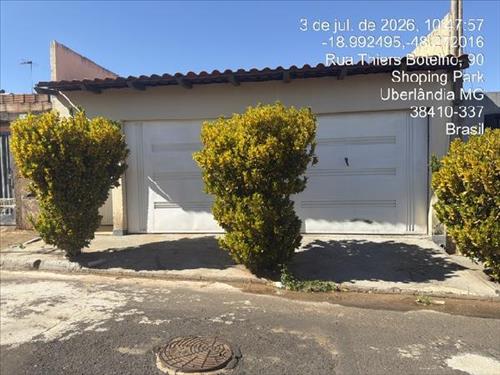 Casa             -   - 128,00m2