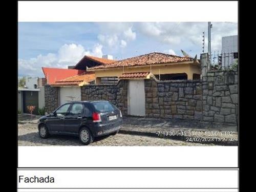 Casa             -   - 179,93m2