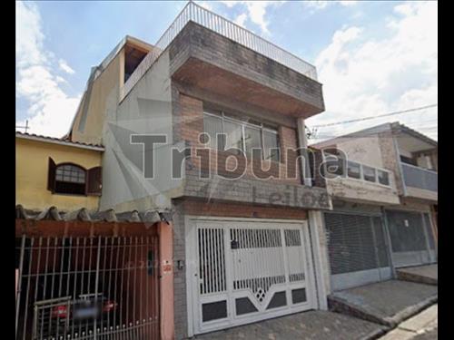 LOTE 001        Casa no Conjunto Residencial dos Metalúrgi...