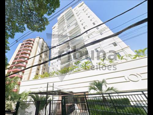 LOTE 002        Apartamento no Condomínio Residencial Duqu...
