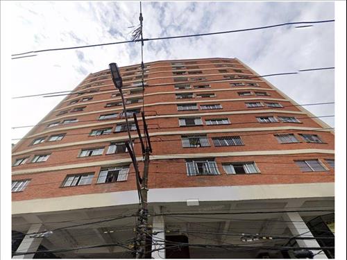 Loja à venda em leilão