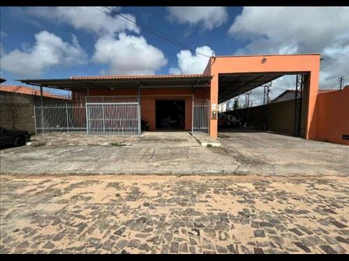 LOTE 001        IMÓVEL EM PARNAÍBA