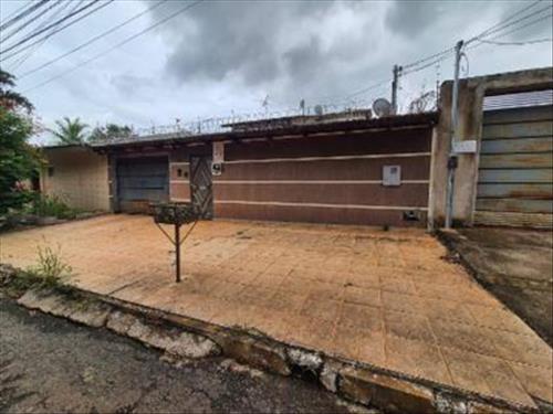 Casa 223m² com Terreno 372m² | Goiânia-GO | Setor Jaó - 3 Dorms, Piscina, 4 Vagas - Financiamento a...