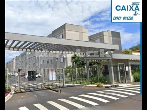 Apto de leilão CAIXA em ARARAQUARA/SP - FINANCIÁVEL - desconto de 52,59%