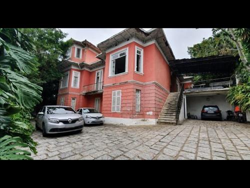 Imóvel com 1.132m² em Santa Teresa