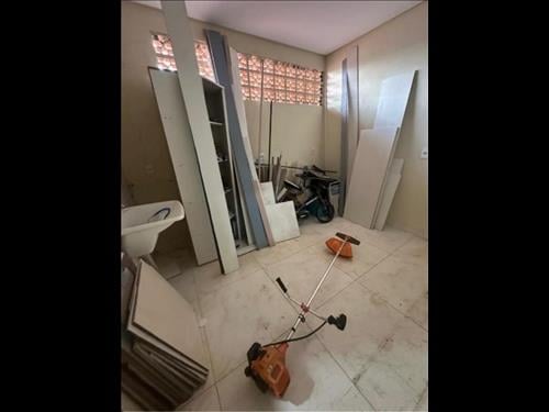 TERRENO COM 132 m2 E CASA COM 80,30 m2 - FOZ DO IGUAÇU PR